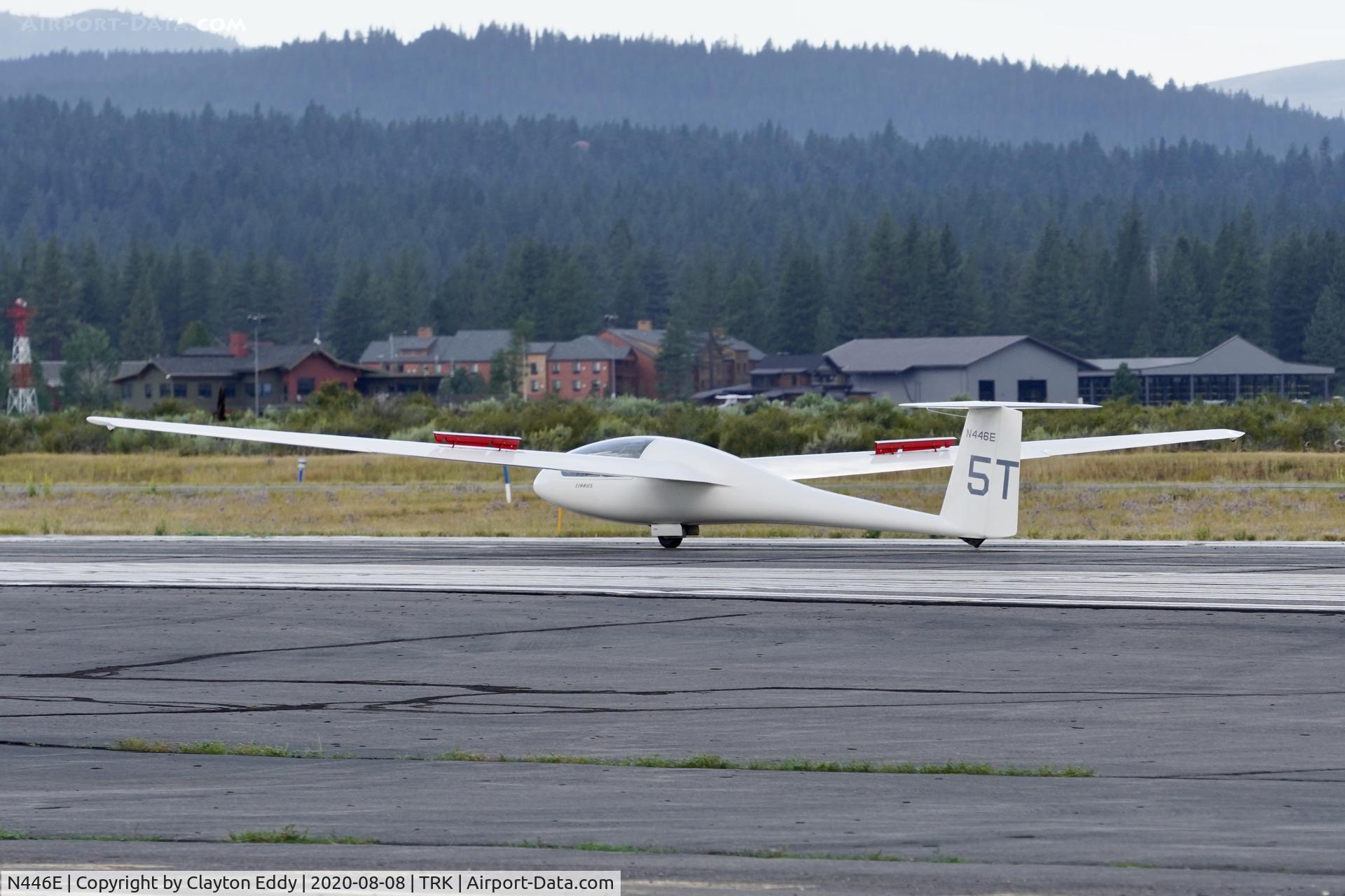 N446E, 1973 Schempp-Hirth Standard Cirrus C/N 446, Truckee airport California 2020.