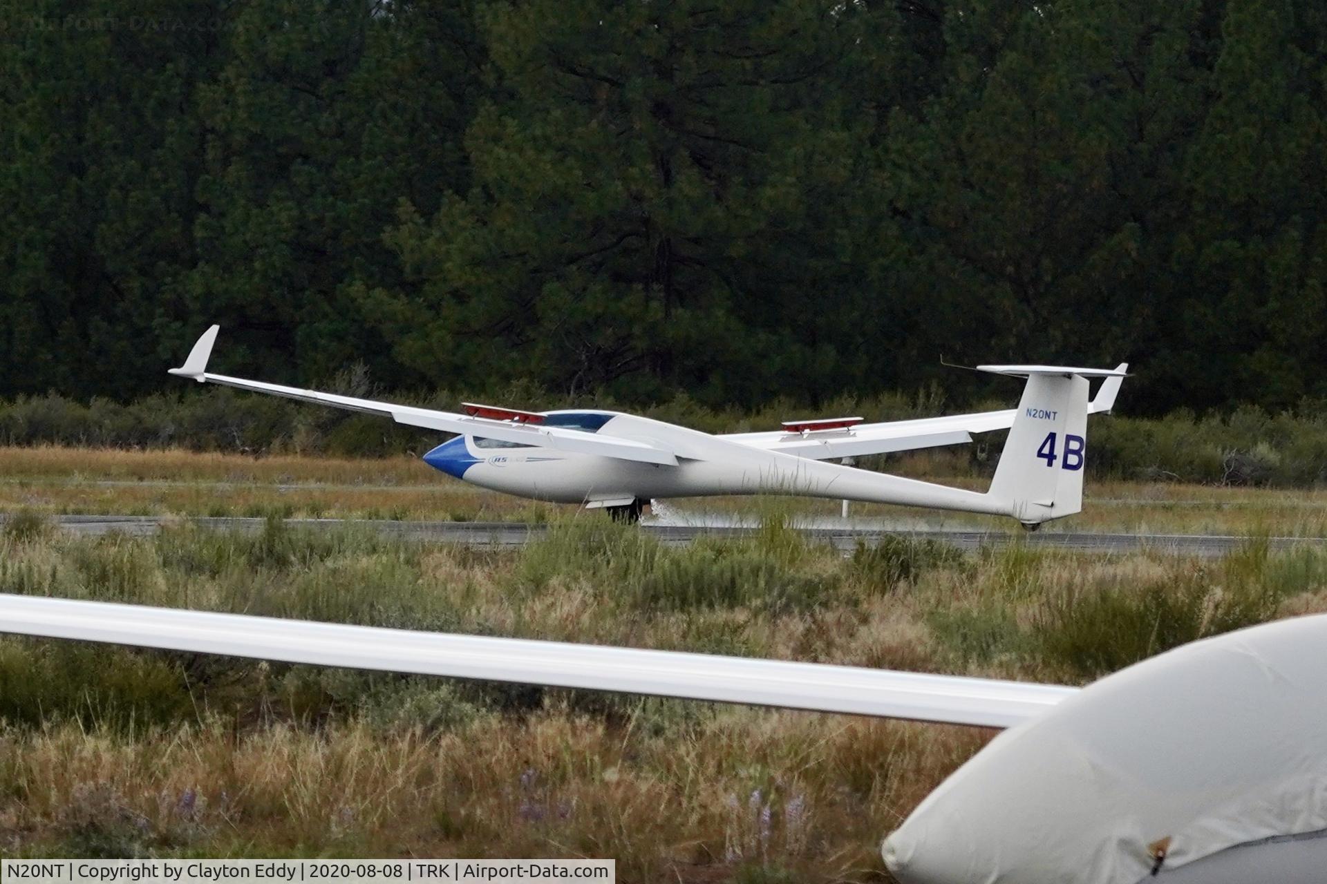 N20NT, 1979 Schleicher ASW-20 C/N 20275, Truckee airport California 2020.