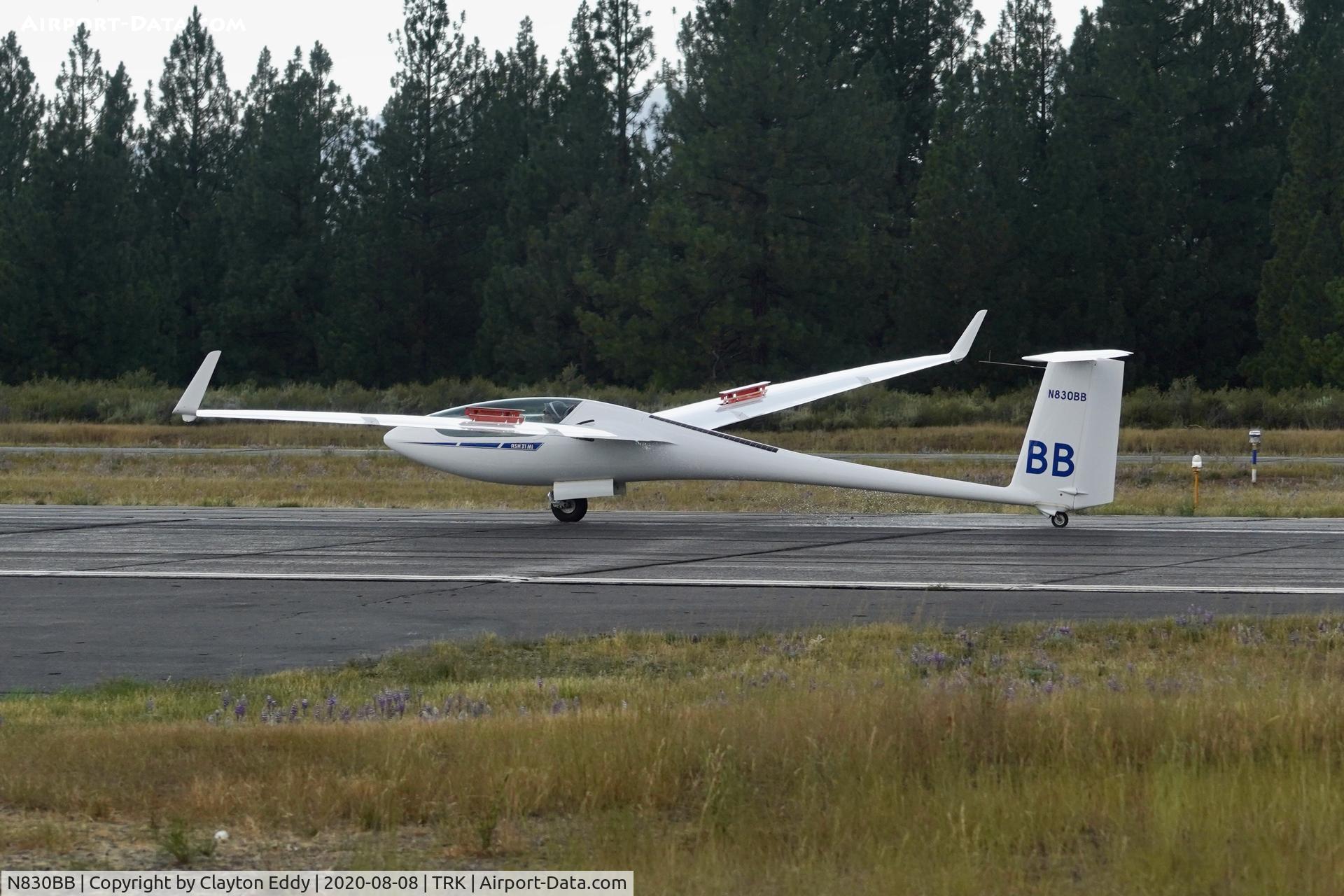 N830BB, 2017 Schleicher ASH 31 MI C/N 31166, Truckee airport California 2020.