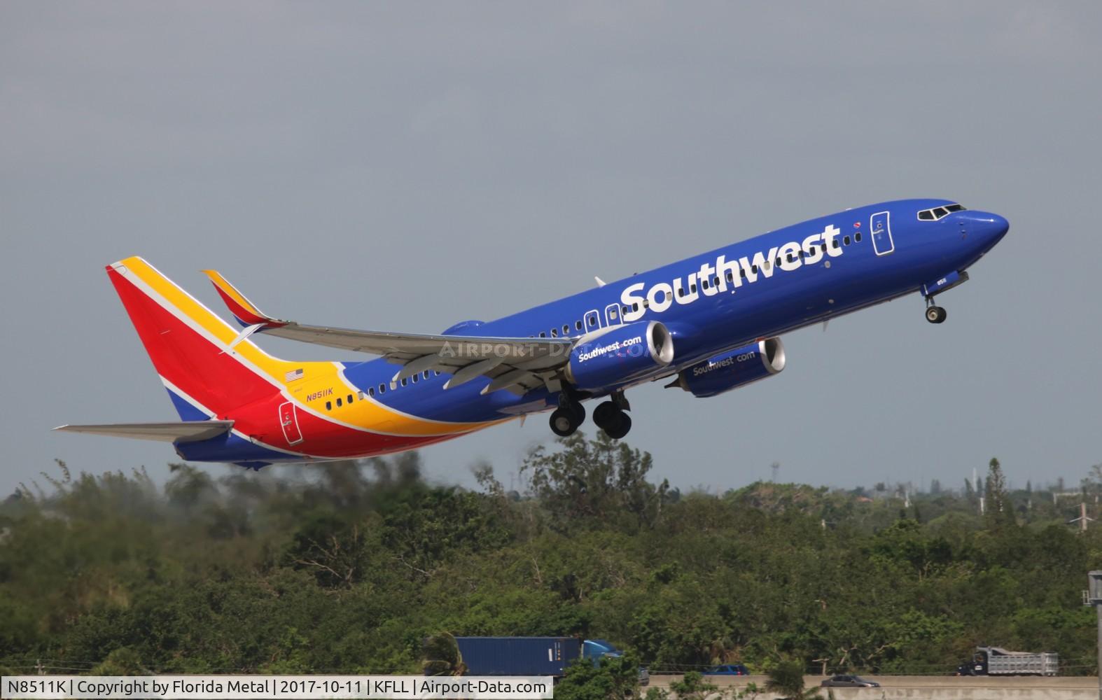 N8511K, 2016 Boeing 737-8H4 C/N 36670, WN 737-800