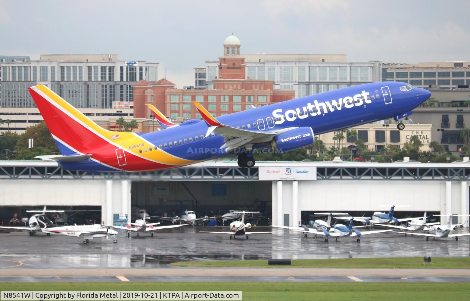 N8541W, 2017 Boeing 737-8H4 C/N 63599, WN 737-800