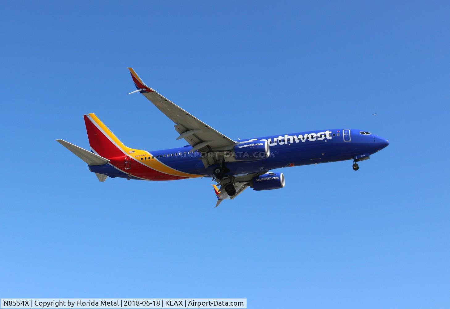 N8554X, 2017 Boeing 737-8H4 C/N 36993, WN 737-800