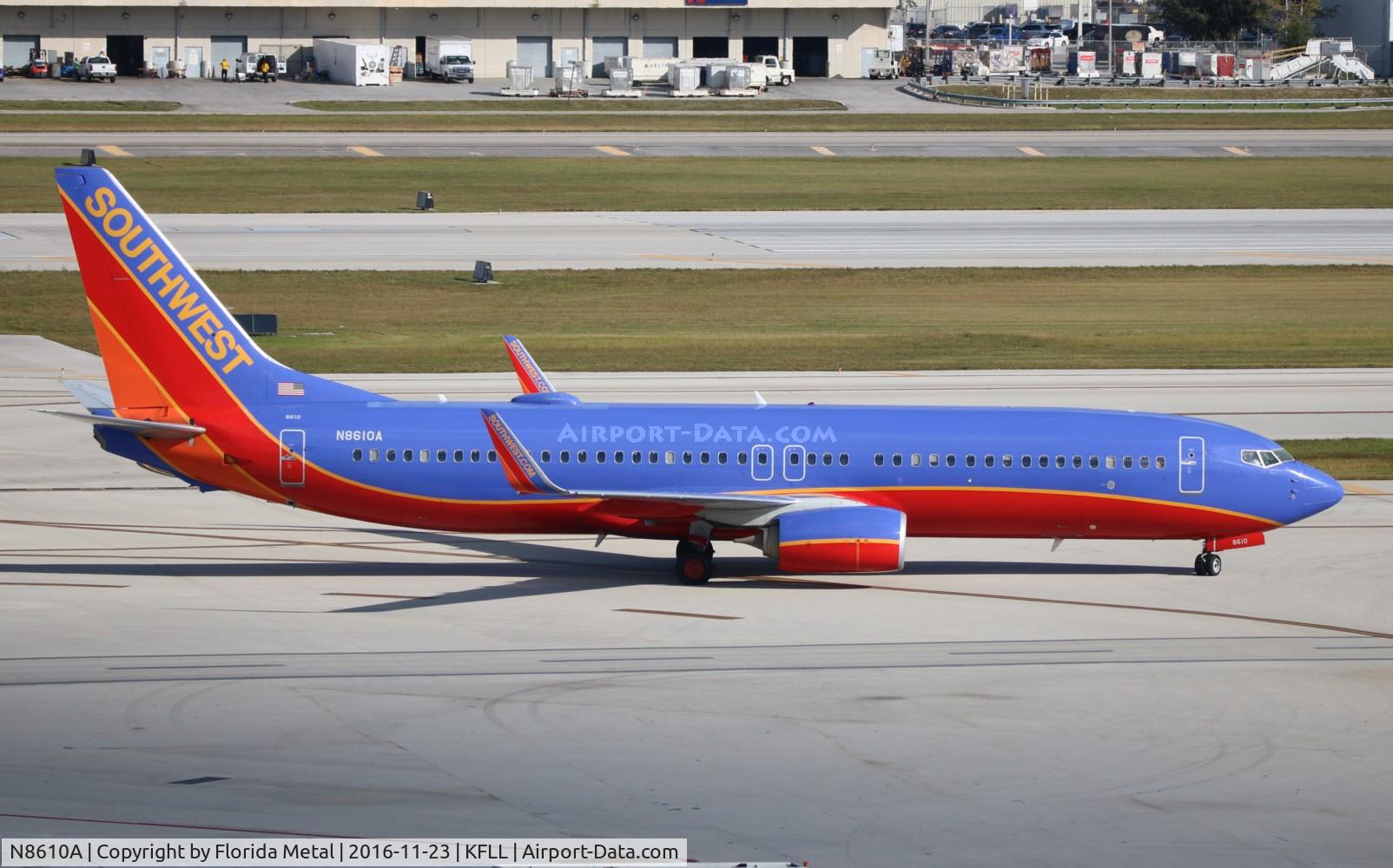 N8610A, 2013 Boeing 737-8H4 C/N 36635, SWA 737-800