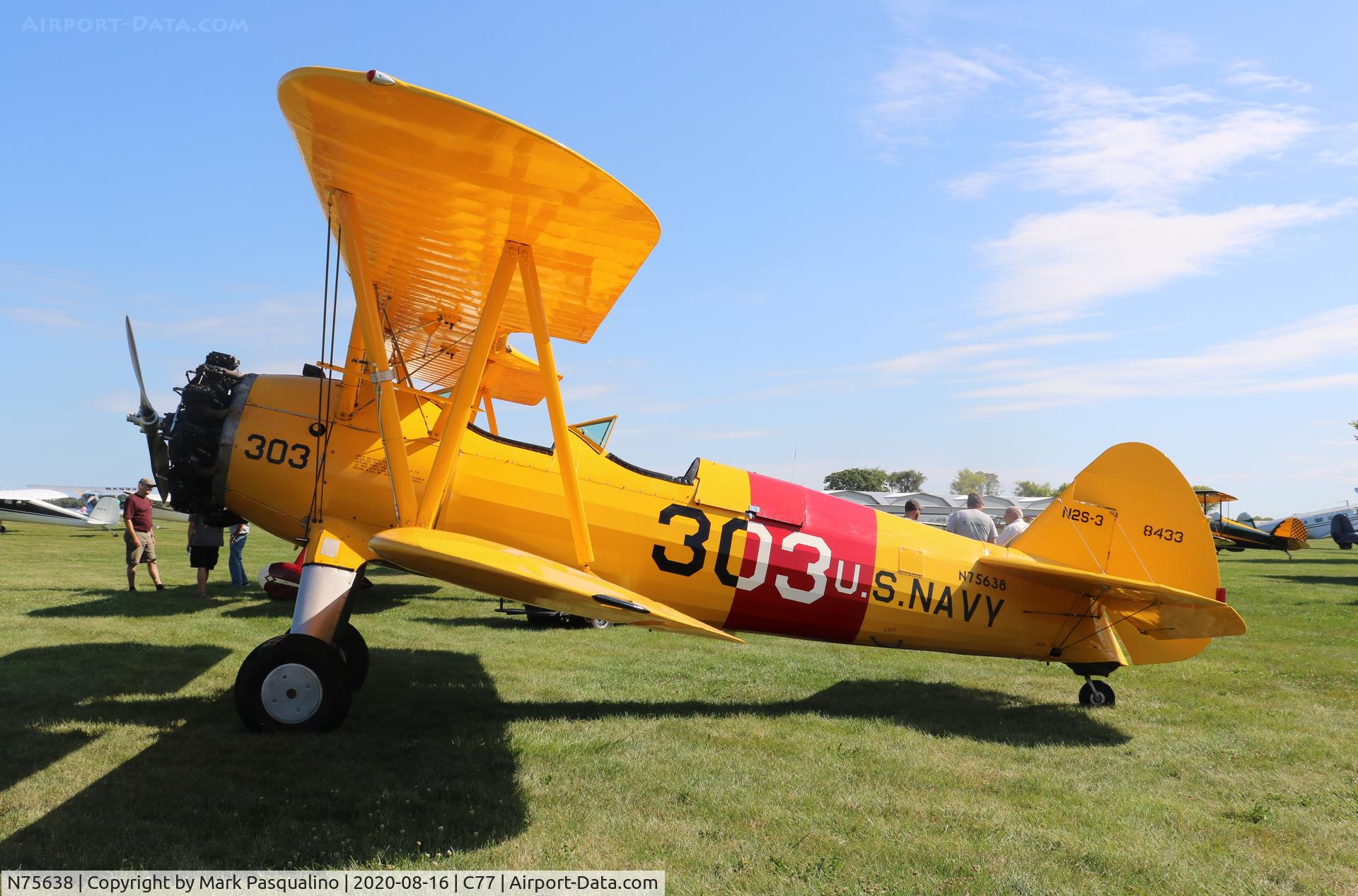 N75638, 1943 Boeing E75 C/N 75-8433, Stearman