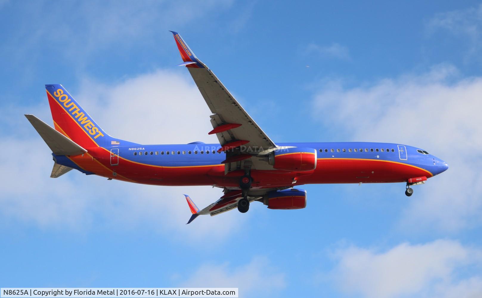N8625A, 2014 Boeing 737-8H4 C/N 36896, SWA 737-800