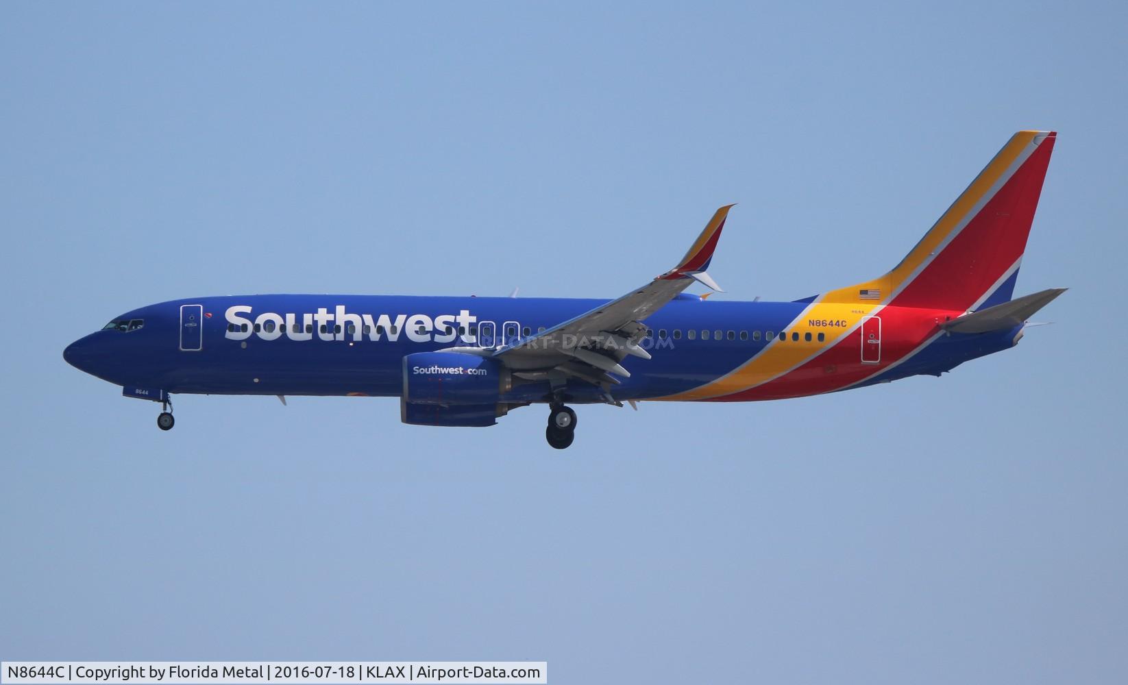 N8644C, 2014 Boeing 737-8H4 C/N 35973, WN 737-800