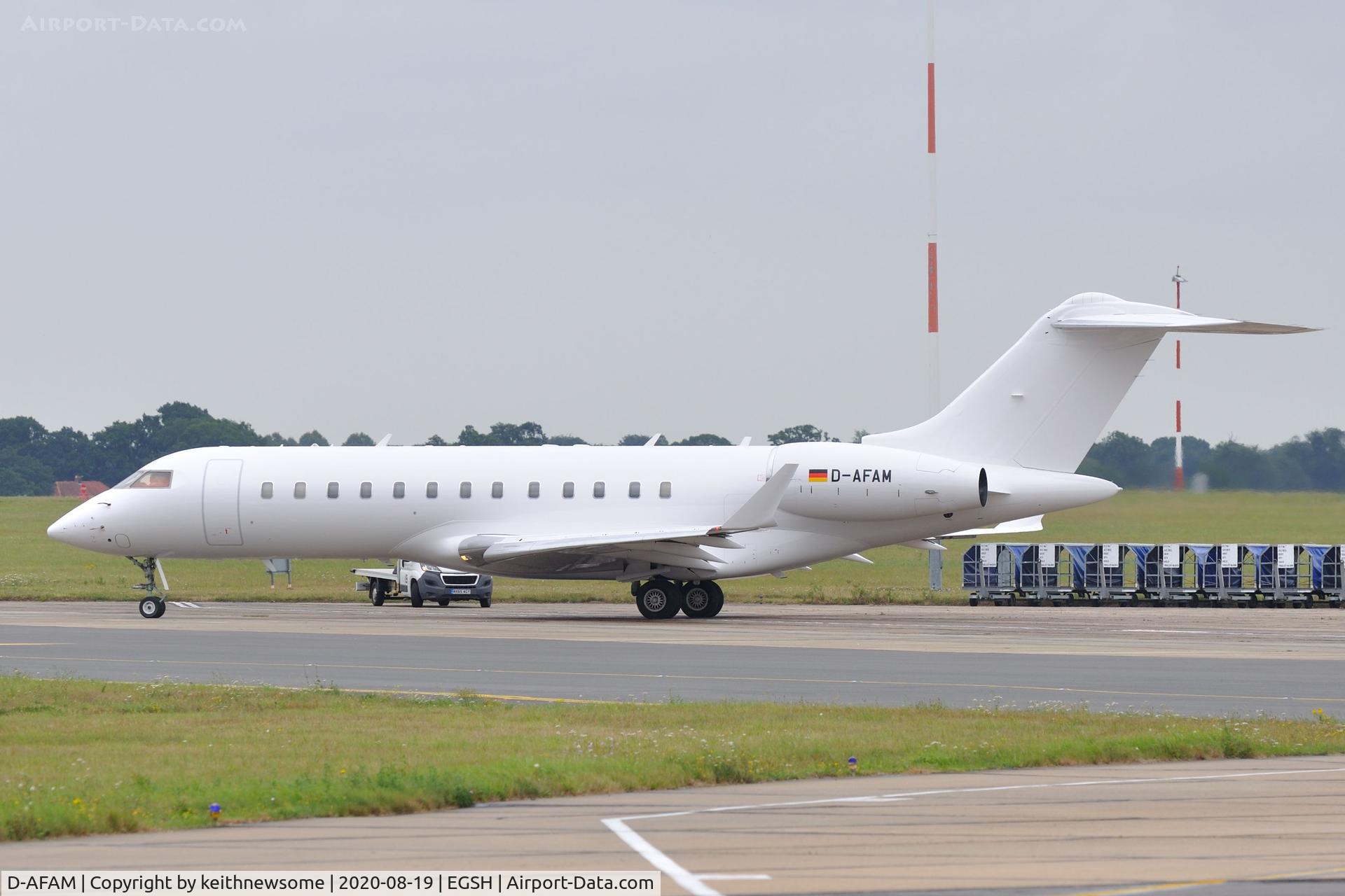 D-AFAM, 1999 Bombardier BD-700-1A10 Global Express C/N 9028, Leaving Norwich following paintwork.