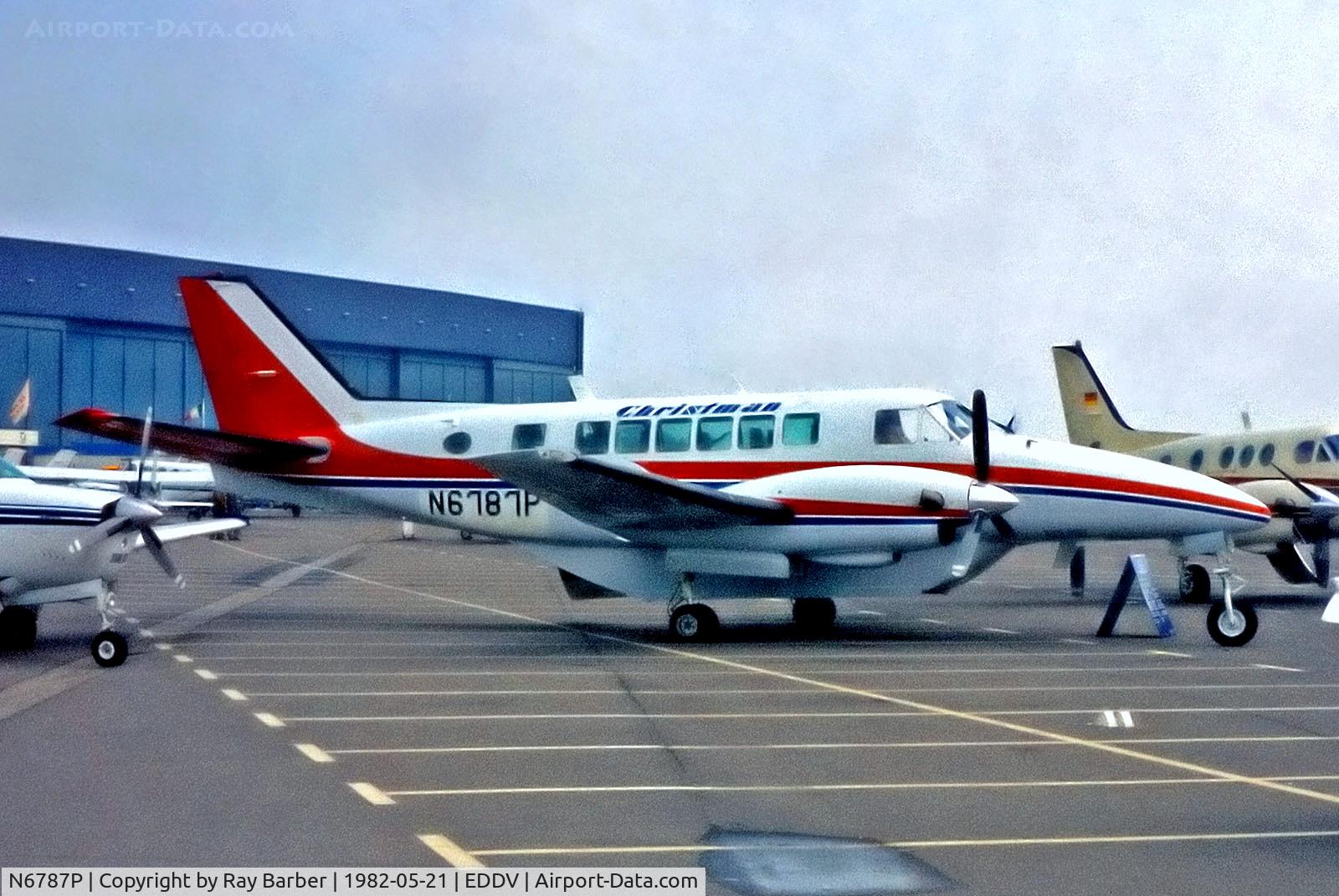 N6787P, 1982 Beech C99 Airliner C/N U-184, N6787P   Beech C99 [U-184] (Christman Air Systems) Hannover~D 21/05/1982