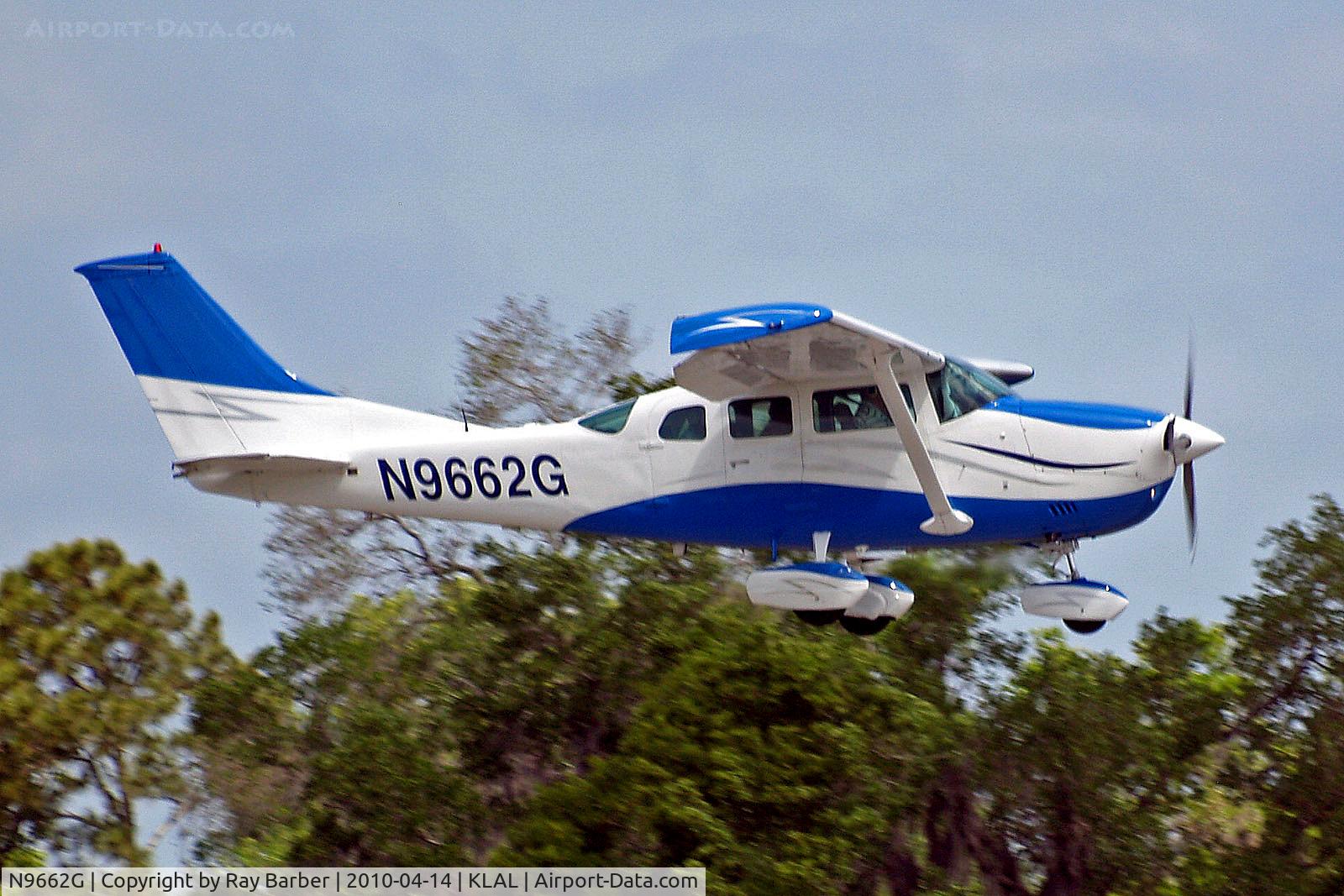 N9662G, 1972 Cessna U206F Stationair C/N U20601862, N9662G   Cessna U.206F Stationair [U206-01862] Lakeland-Linder~N 14/04/2010