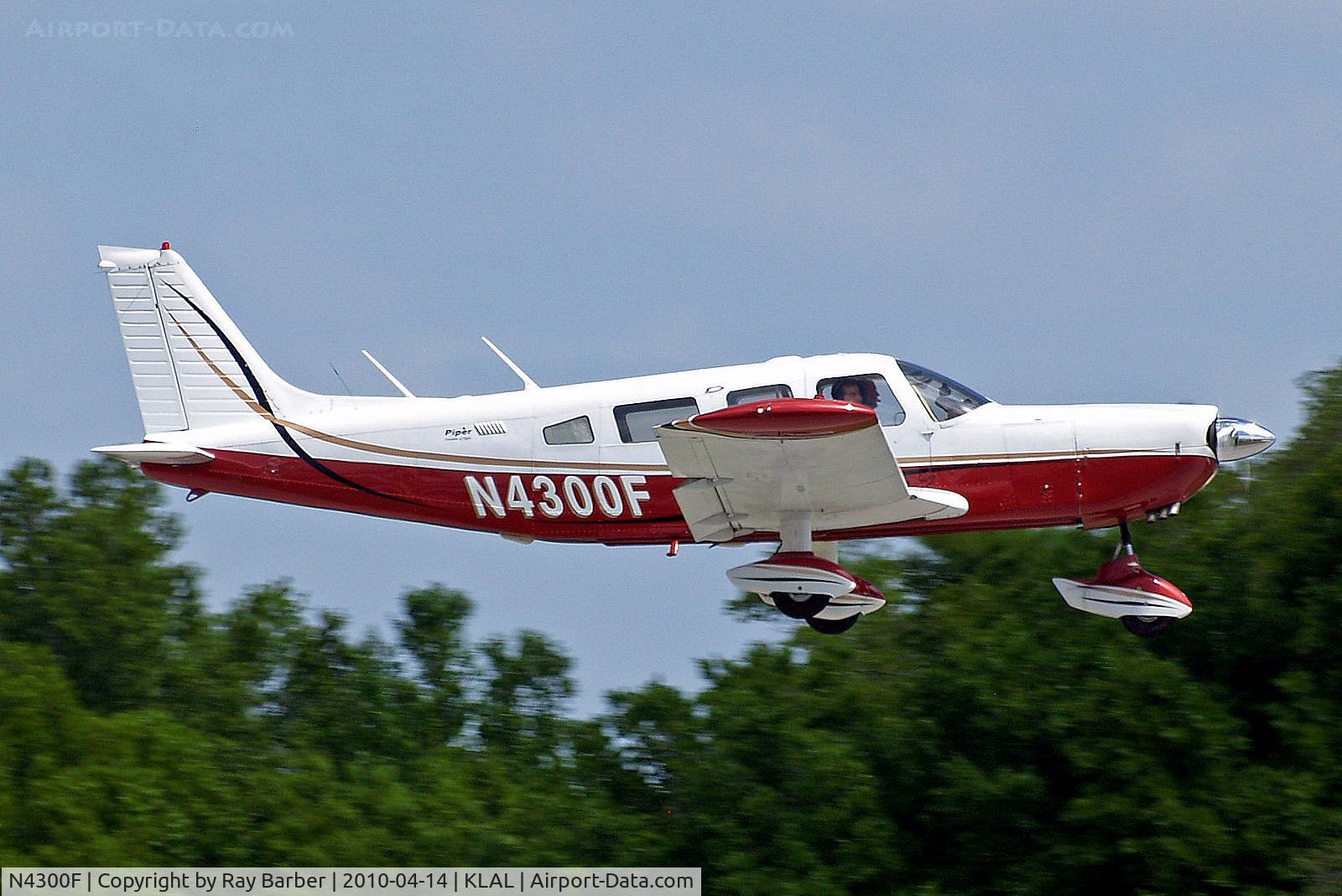 N4300F, 1976 Piper PA-32-300 Cherokee Six C/N 32-7640112, N4300F   Piper PA-32-300 Cherokee Six  [32-7640112] Lakeland-Linder~N 14/04/2010