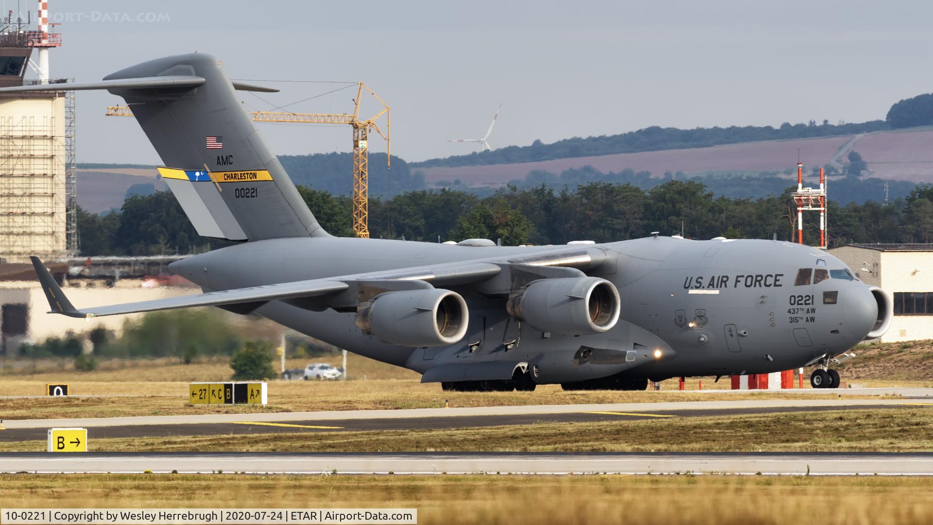 10-0221, 2013 Boeing C-17A Globemaster III C/N P-221, 10-0221 C-17A charleston