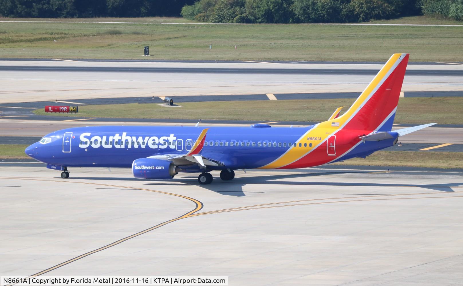 N8661A, 2015 Boeing 737-8H4 C/N 36906, WN 737-800