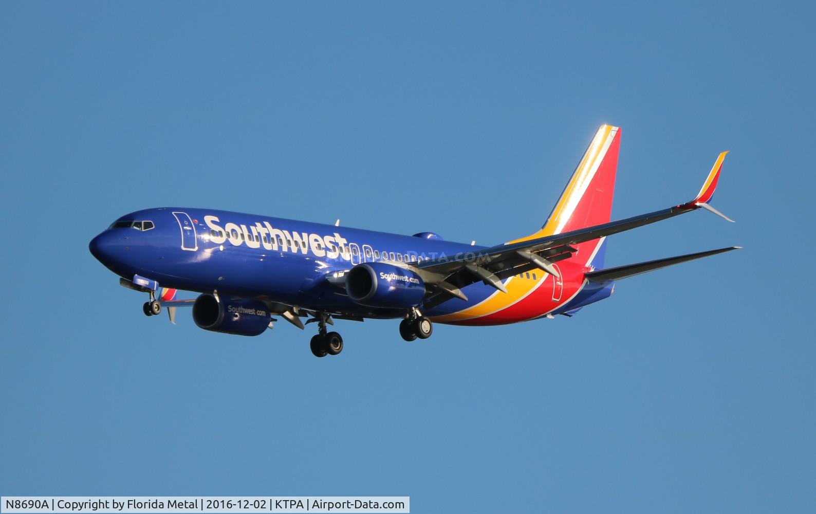 N8690A, 2016 Boeing 737-8H4 C/N 36916, WN 737-800