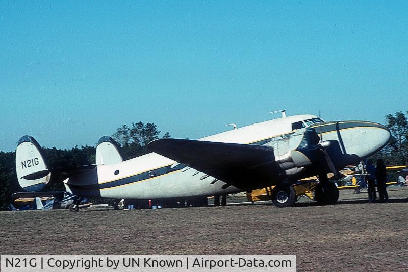 N21G, 1943 Lockheed 18-56 Lodestar C/N 2326, Former Goodyear N21G