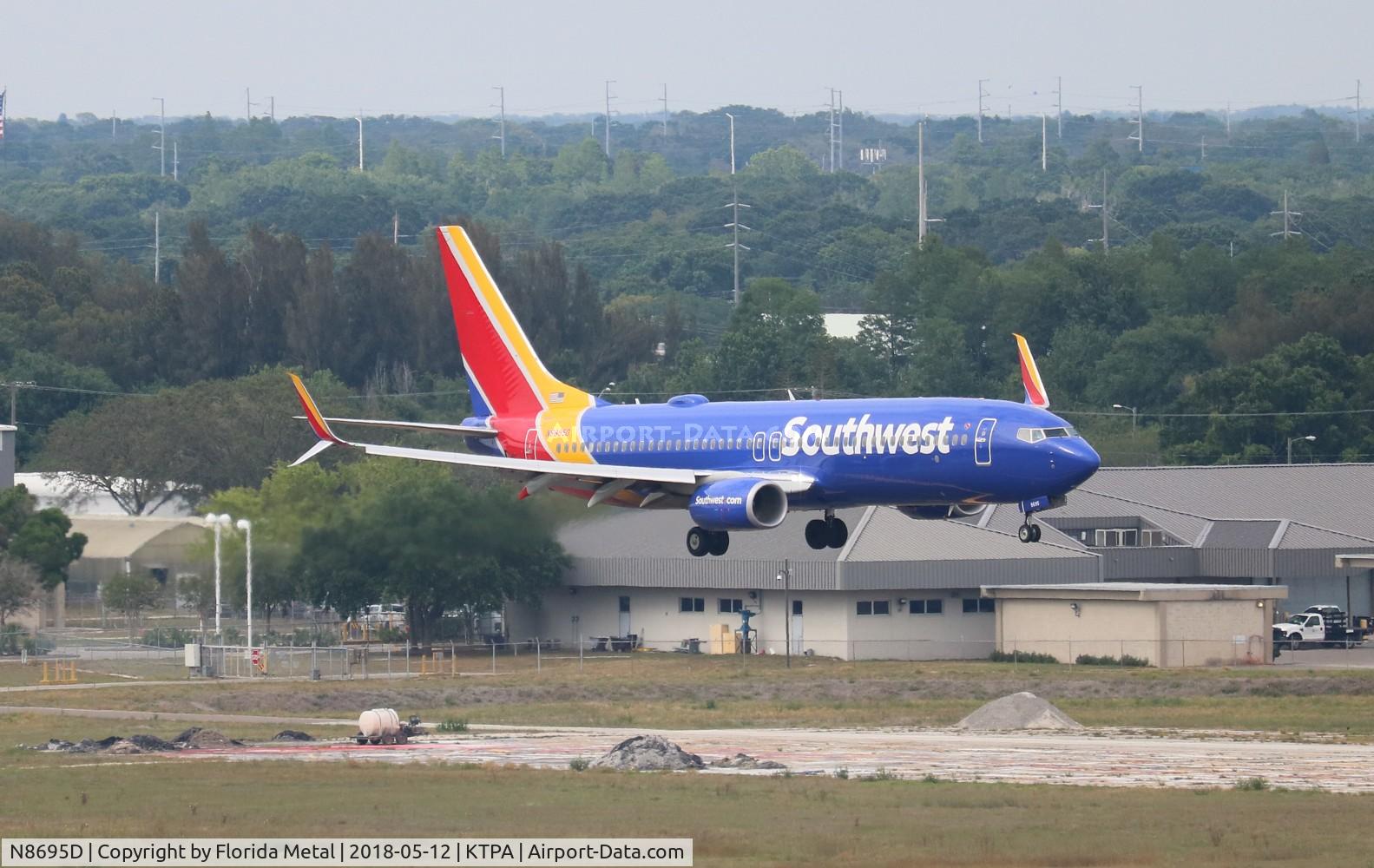 N8695D, 2016 Boeing 737-8H4 C/N 35965, WN 737-800