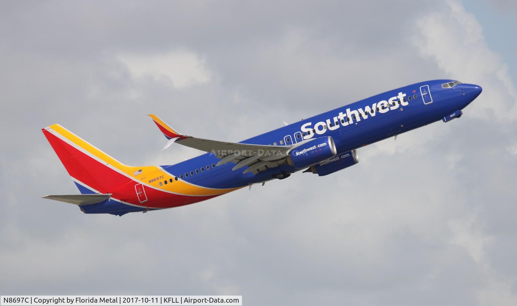 N8697C, 2016 Boeing 737-8H4 C/N 36728, WN 737-800