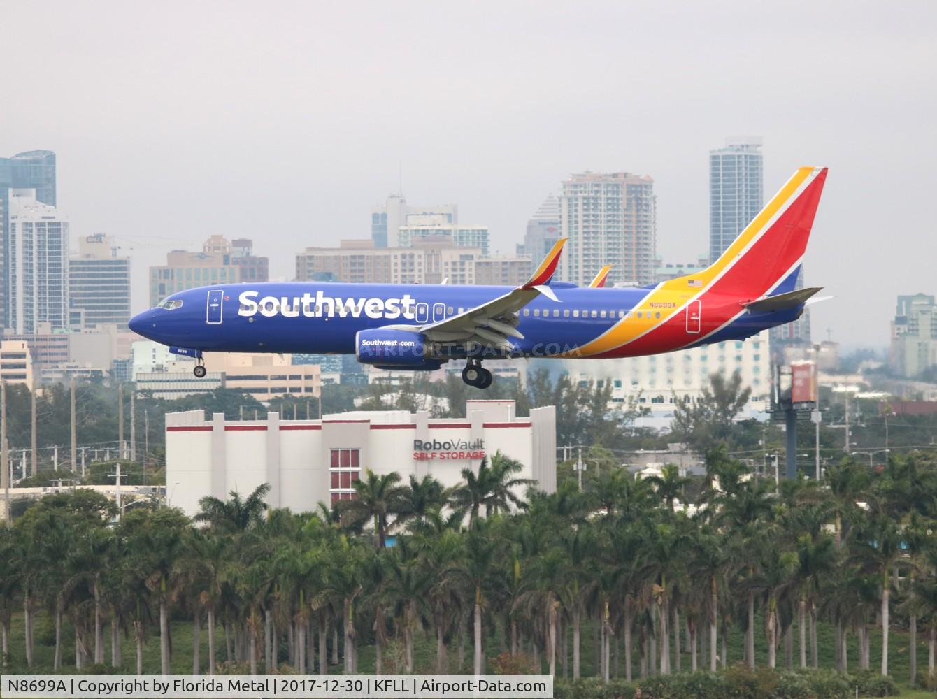 N8699A, 2016 Boeing 737-8H4 C/N 36923, WN 737-800