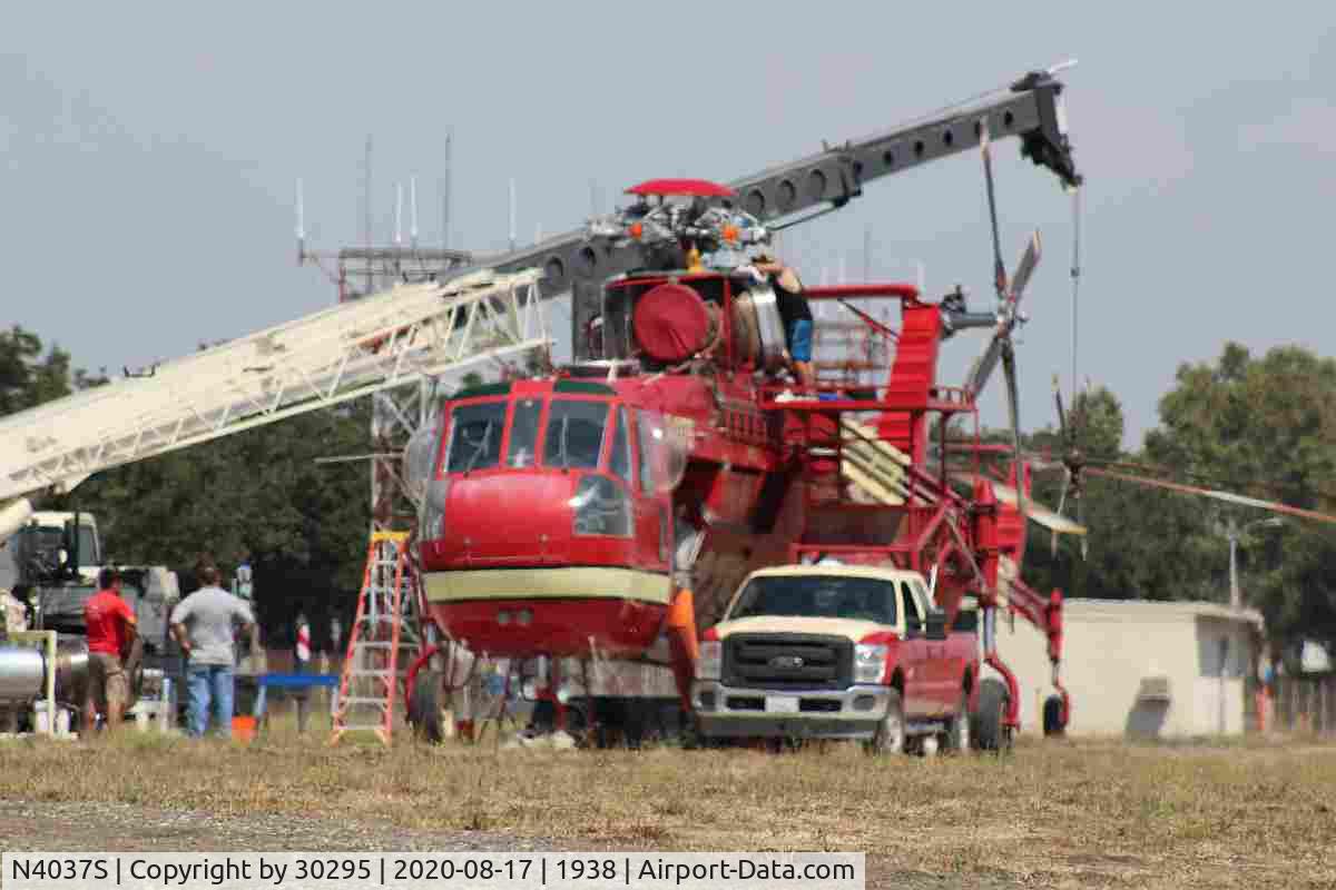 N4037S, 1975 Sikorsky S-64E C/N 64101, Engine repair/replaced