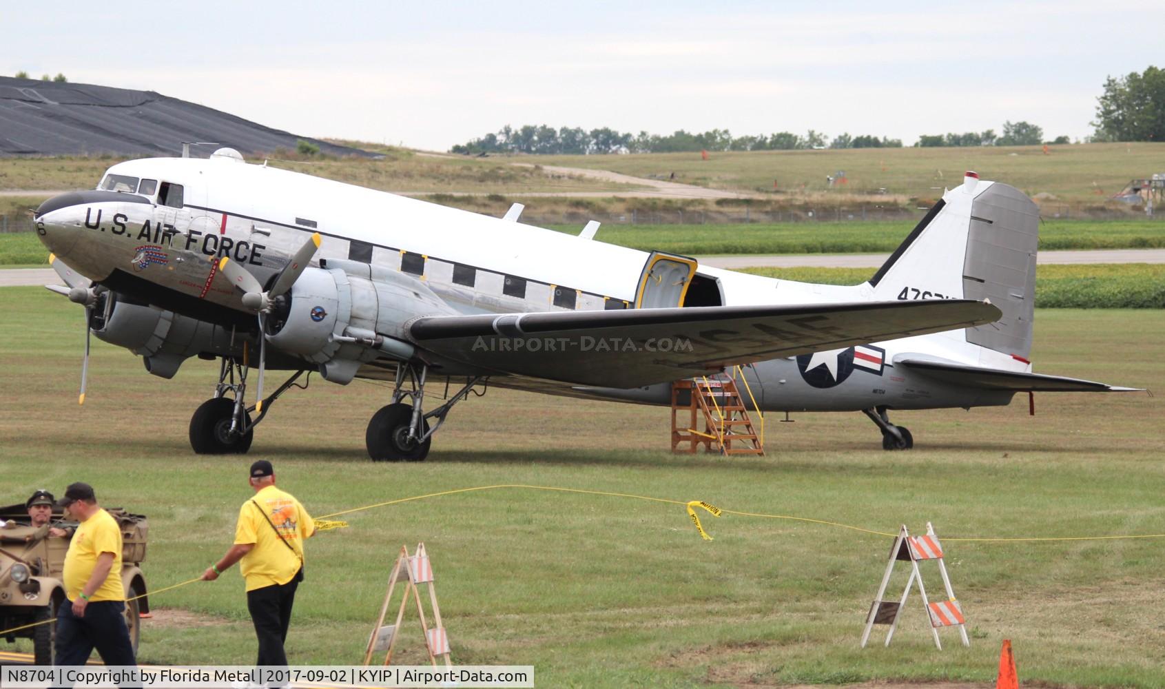 N8704, 1944 Douglas DC3C-S4C4G (TC-47B-30-DK) C/N 33048, Yankee Doodle Dandy