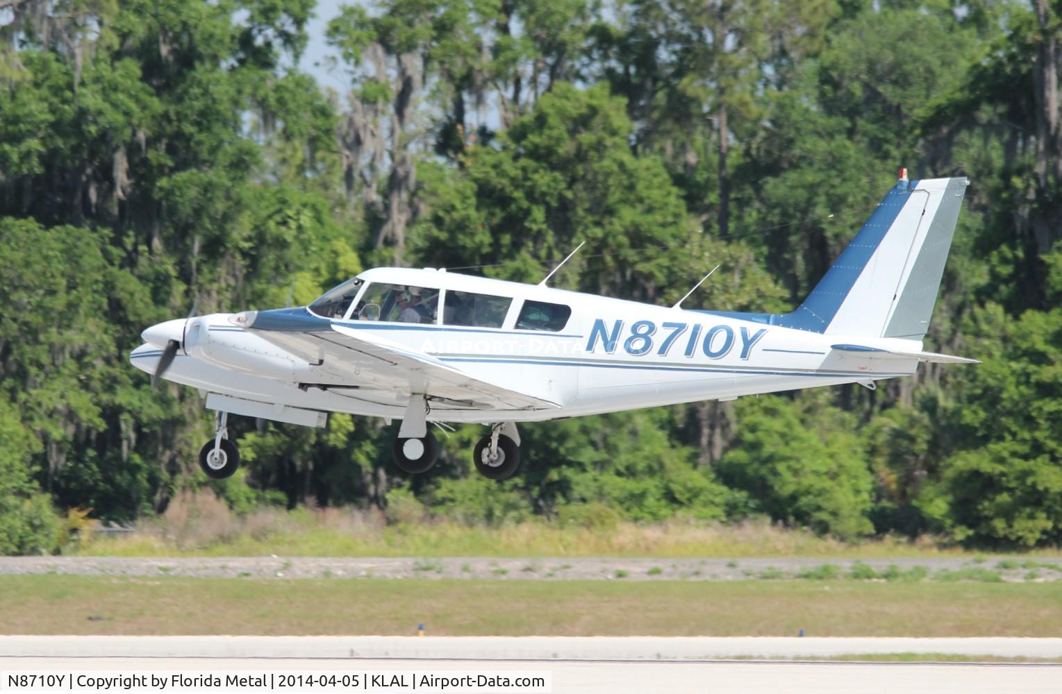 N8710Y, 1969 Piper PA-30-160 Twin Comanche Twin Comanche C/N 30-1859, PA-30