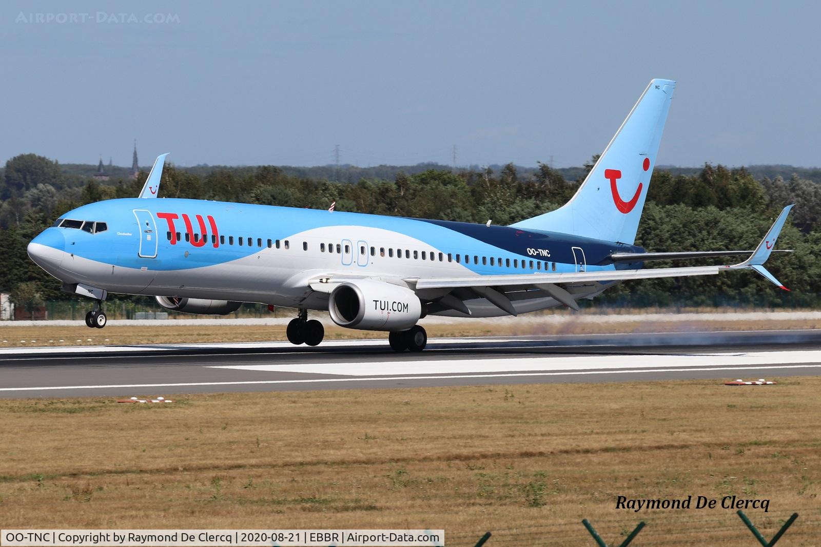 OO-TNC, 2009 Boeing 737-8K5 C/N 35146, Landing on rwy 25L.