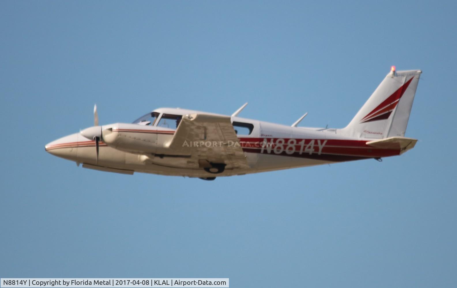 N8814Y, 1969 Piper PA-30 Twin Comanche C/N 30-1972, PA-30