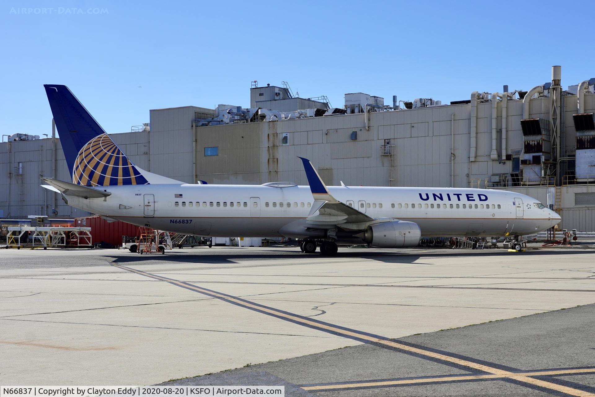 N66837, 2014 Boeing 737-924/ER C/N 60122, SFO 2020.