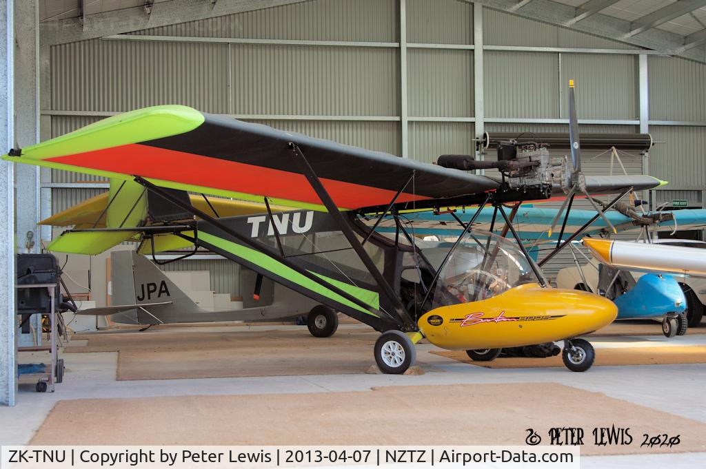 ZK-TNU, Micro Aviation Bantam B22S C/N 97-012, Fiordland AC, Te Anau