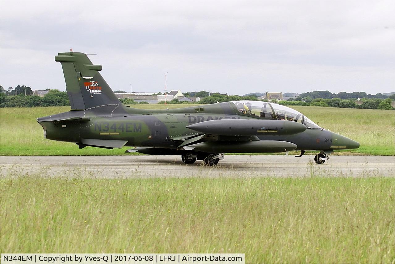 N344EM, 1991 Aermacchi MB-339CB C/N 6801/174, Aermacchi MB-339CB, Taxiing to holding point rwy 26, Landivisiau Naval Air Base (LFRJ) Tiger Meet 2017