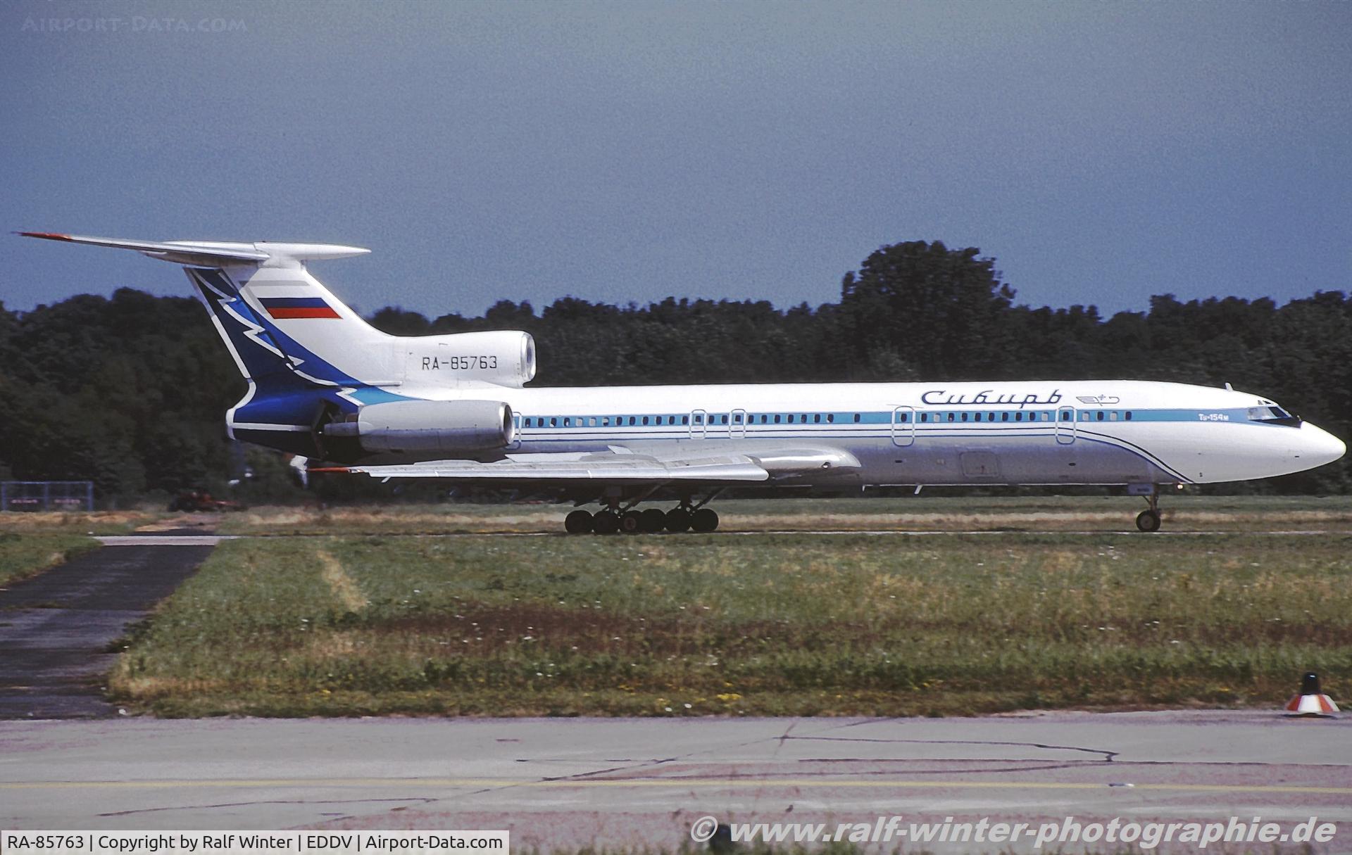 RA-85763, 1993 Tupolev Tu-154M C/N 93A946, Tupolev Tu-154M - Sibiria Airlines - 93A-946 - RA-85763 - 2000 - EDDV