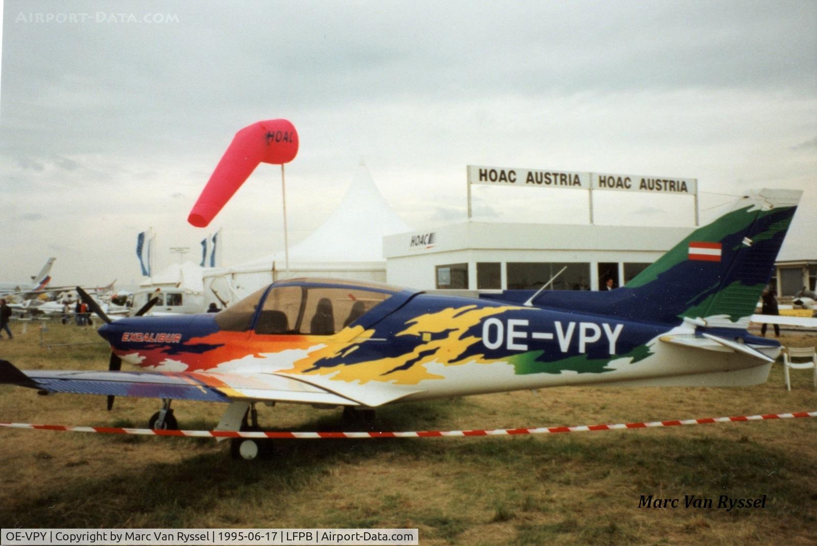 OE-VPY, Eurospace F.15F Excalibur C/N 15-002, The Excalibur was a project by HOAC, but very soon abandoned. Displayed at Paris Airshow 1995.