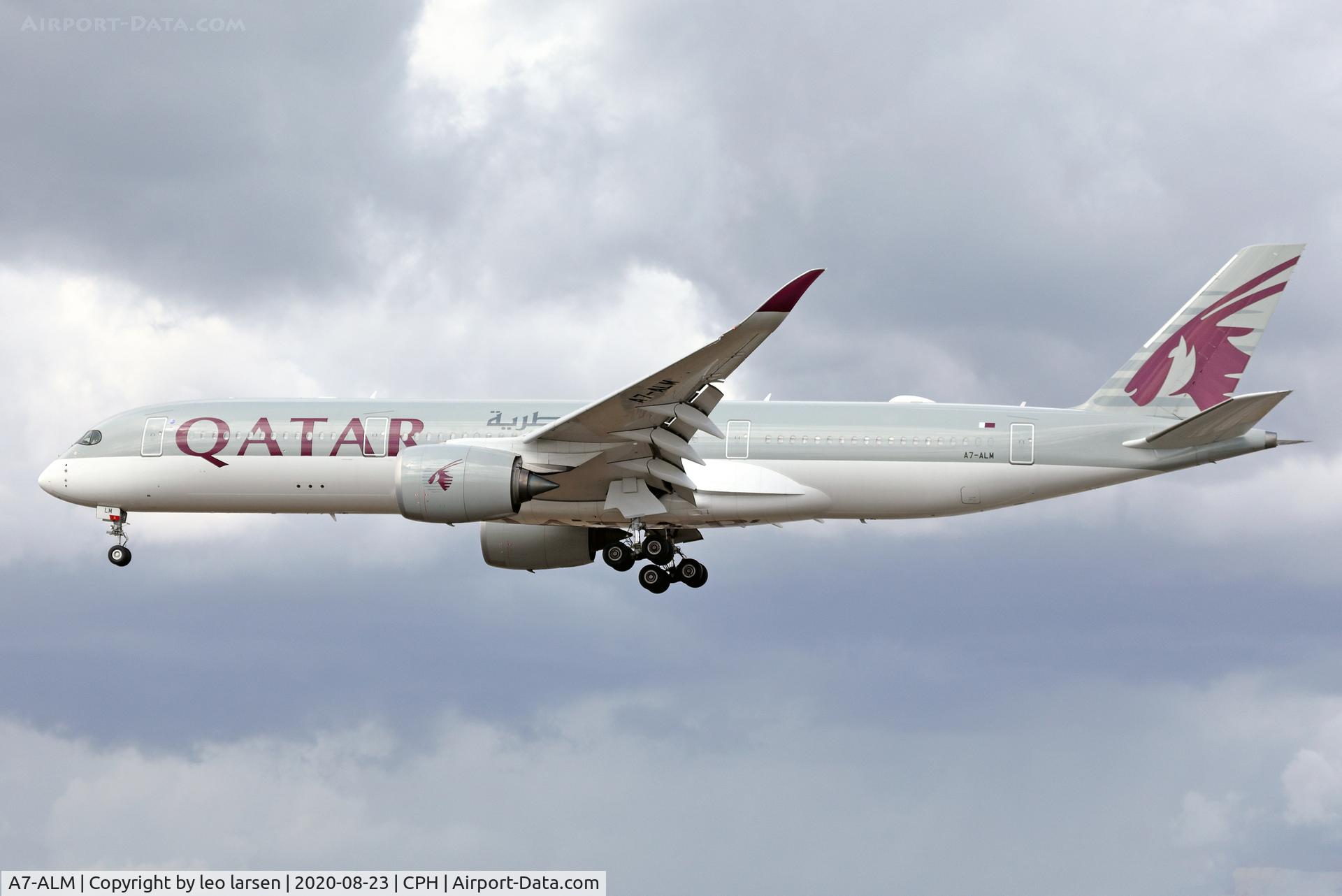 A7-ALM, 2016 Airbus A350-941 C/N 042, Copenhagen 23.8.2020