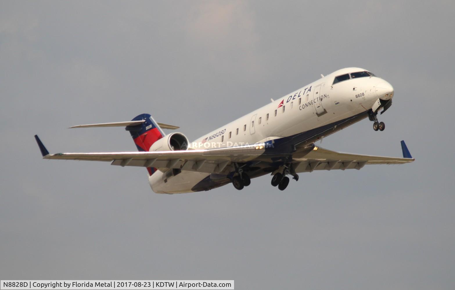 N8828D, 2003 Bombardier CRJ-200LR (CL-600-2B19) C/N 7828, Endeavor CR2