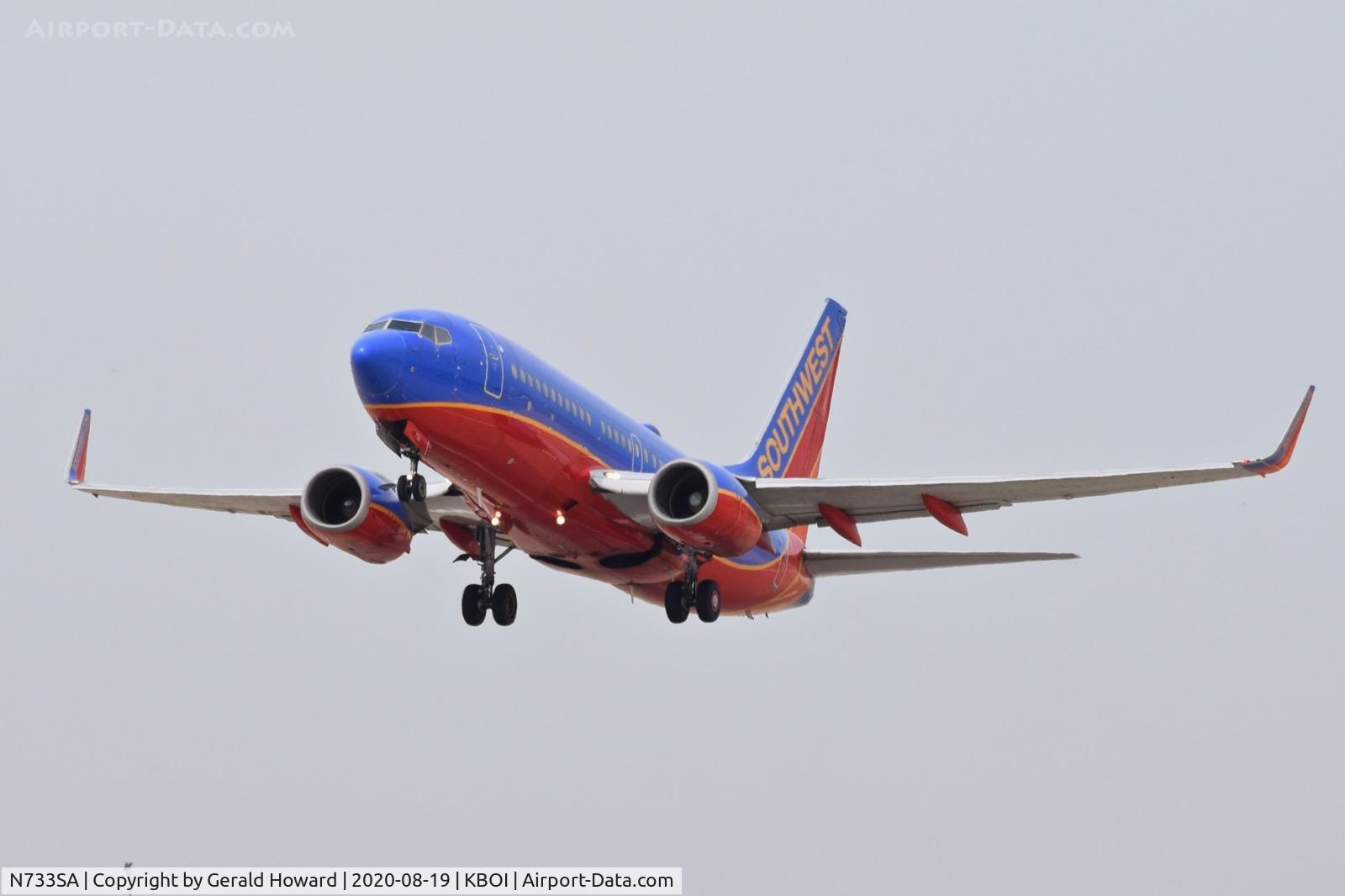 N733SA, 1999 Boeing 737-7H4 C/N 27865, Take off from 10L.