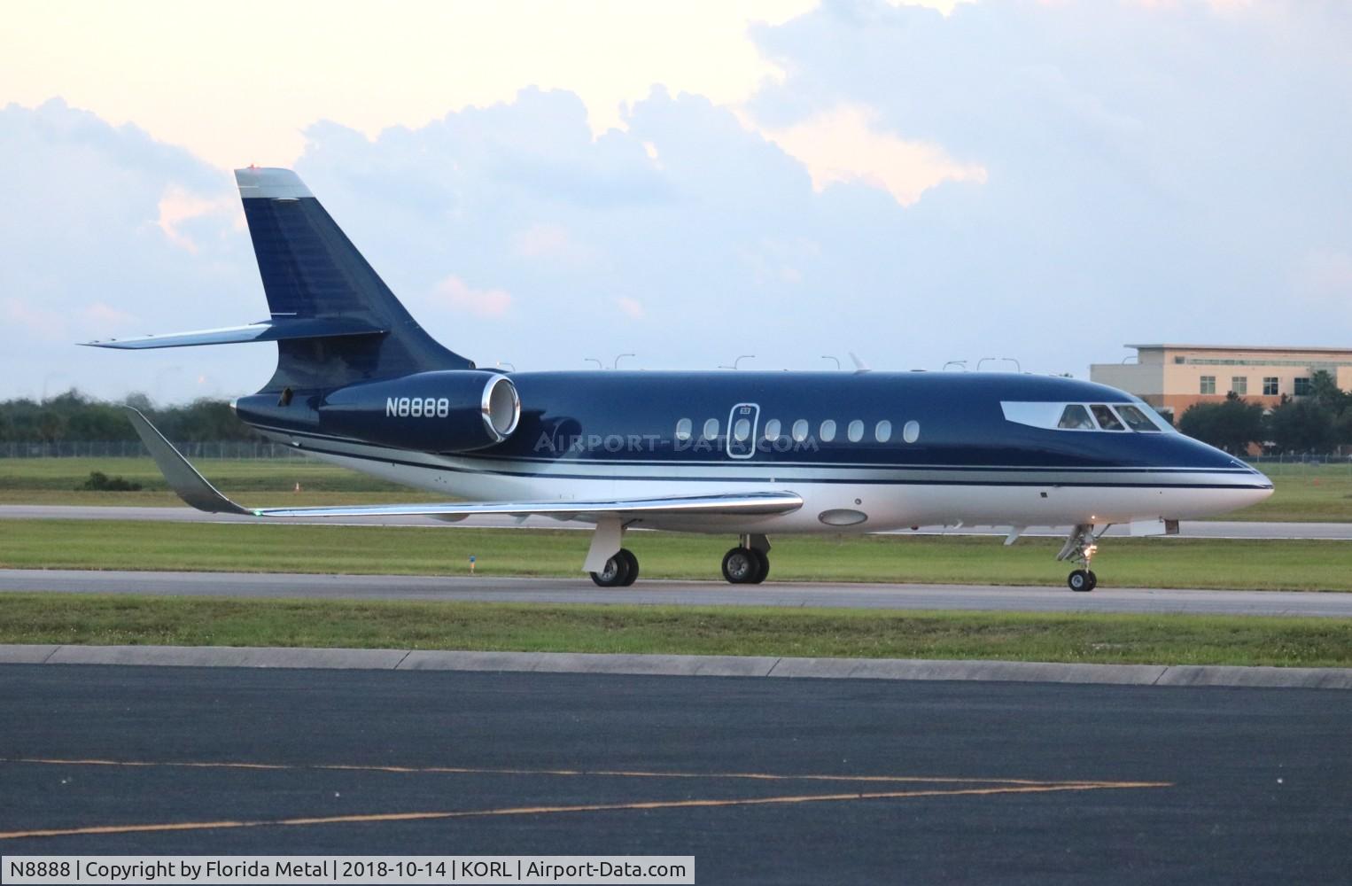 N8888, 1996 Dassault Falcon 2000 C/N 28, Falcon 2000