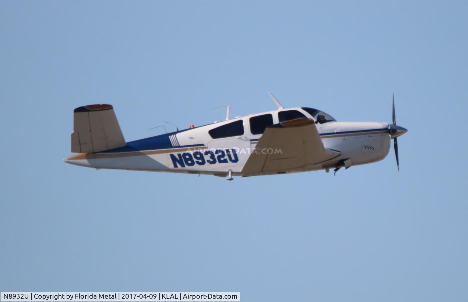 N8932U, 1965 Beech S35 Bonanza C/N D-7921, Bonanza 35