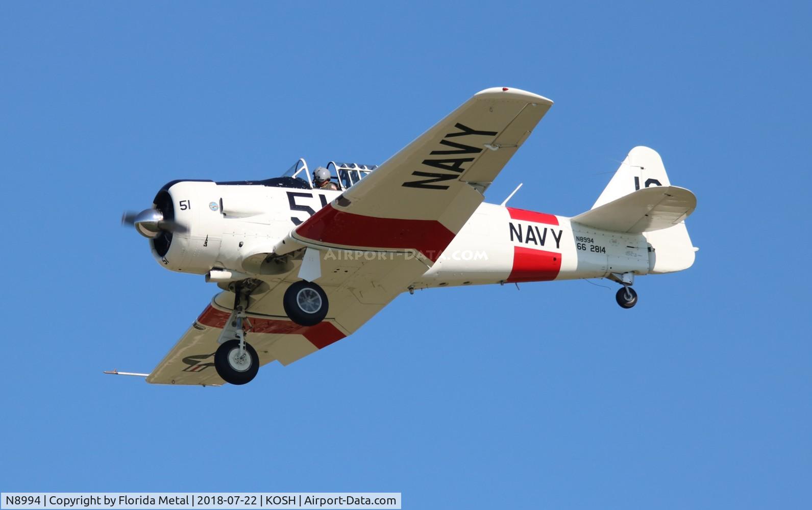 N8994, 1943 Noorduyn AT-16 Harvard II C/N 66-2814, Harvard painted as SNJ