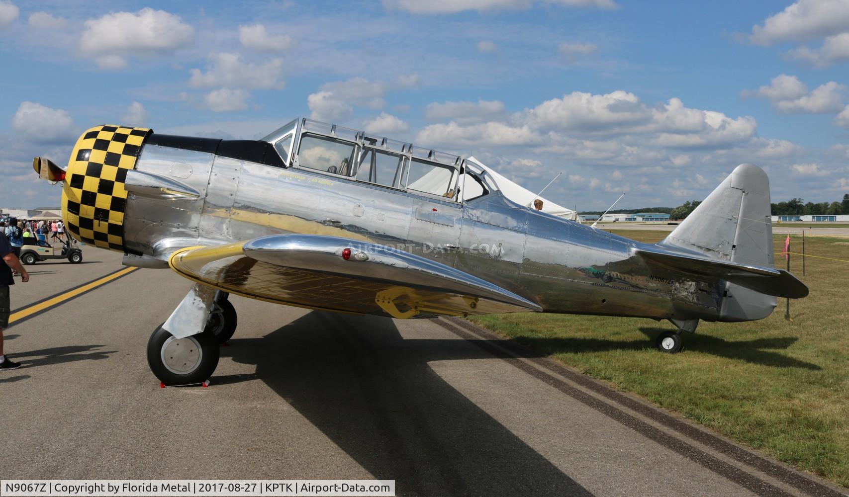 N9067Z, 1949 North American T-6G Texan C/N 168-105, Texan