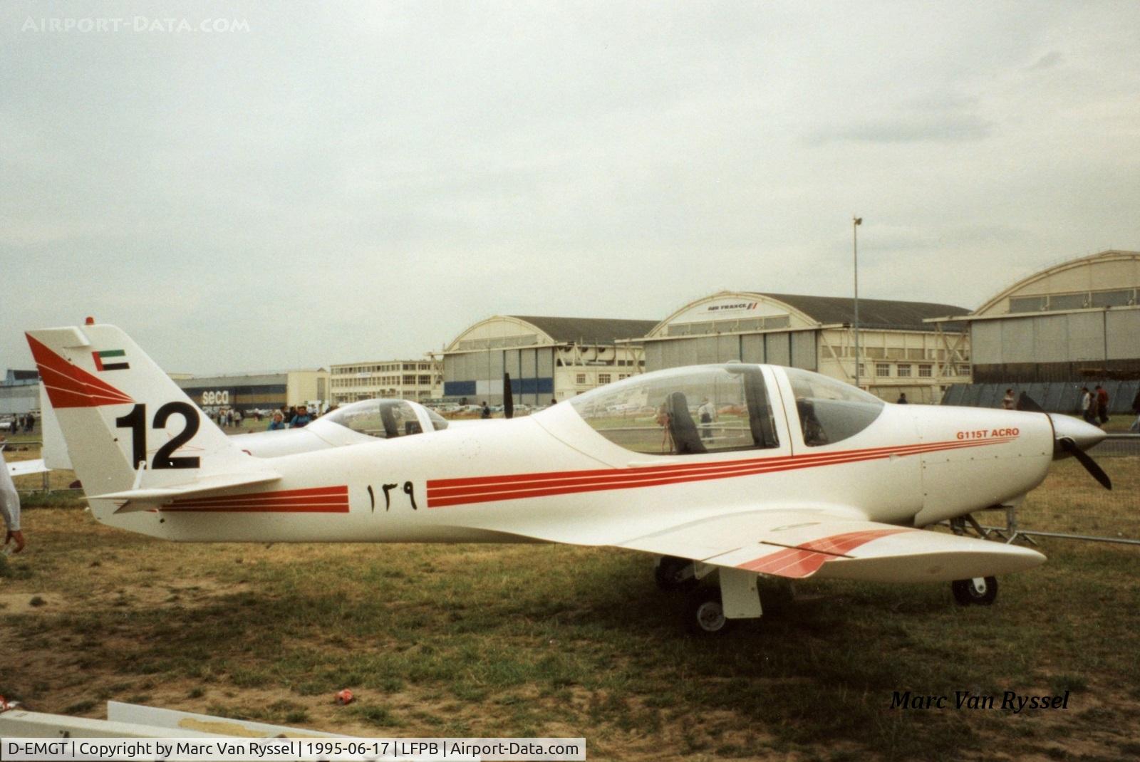 D-EMGT, 1994 Grob G-115TA C/N 8500, Grob demonstrator D-EMGT in UAE Air Force livery with fake 139 registration. This one was never delivered to UAE.
12 others c/n 8503 until 8514 were delivered to the United Arab Emirates Air Force as trainer. Paris Airshow 1995.