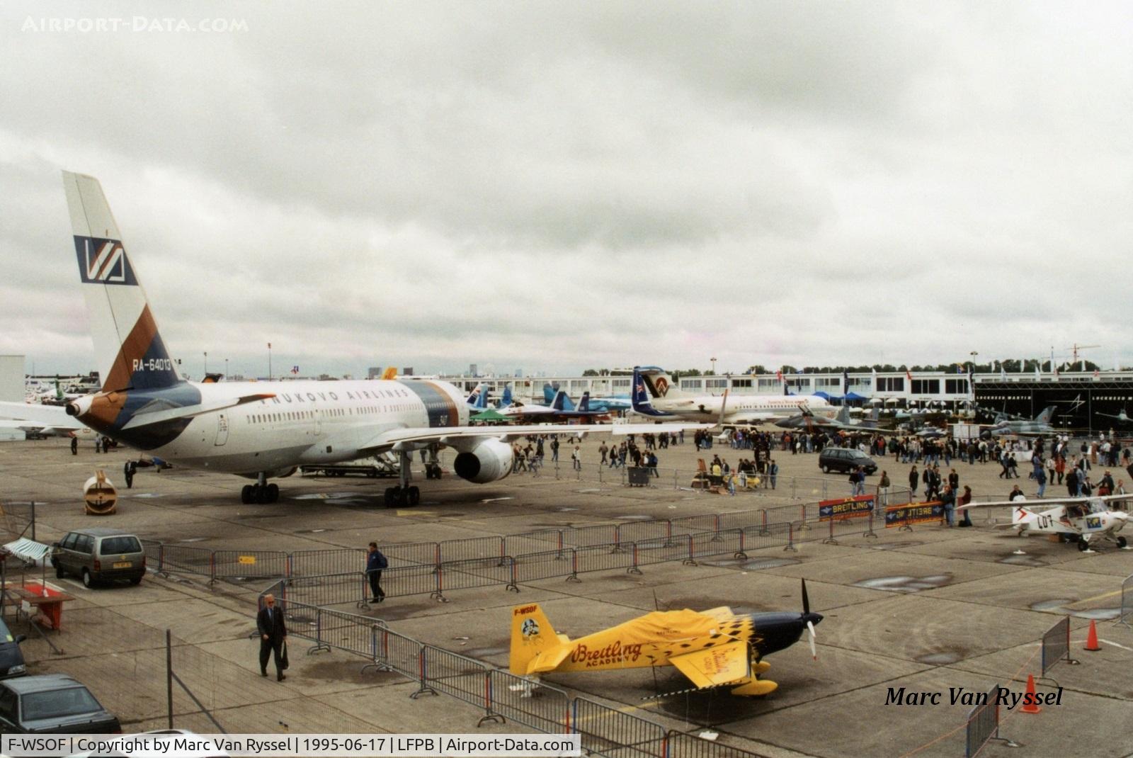F-WSOF, Extra EA-300 C/N 011, Breitling Academy F-WSOF at Paris Airshow 1995.
