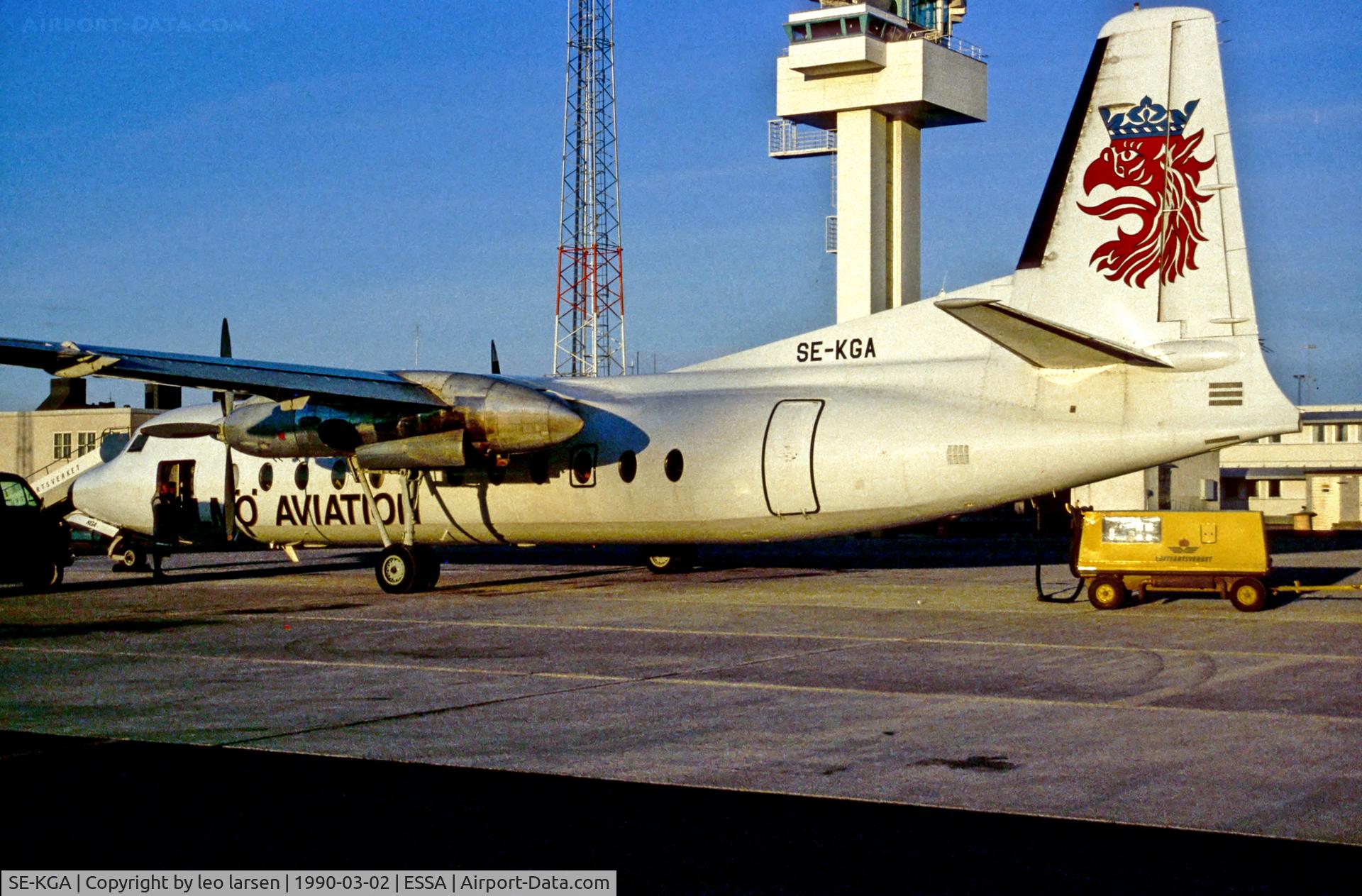 SE-KGA, 1967 Fairchild Hiller FH-227B C/N 529, Arlanda 2.3.1990