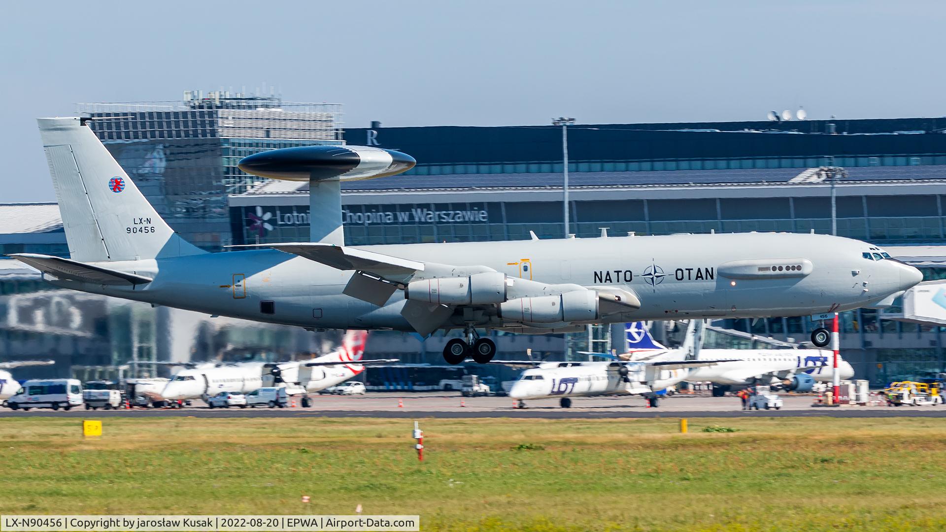 LX-N90456, 1984 Boeing E-3A Sentry C/N 22851, Boeing E3A AWACS podczas ?wicze? podej?cia na lotnisku Chopina w Warszawie