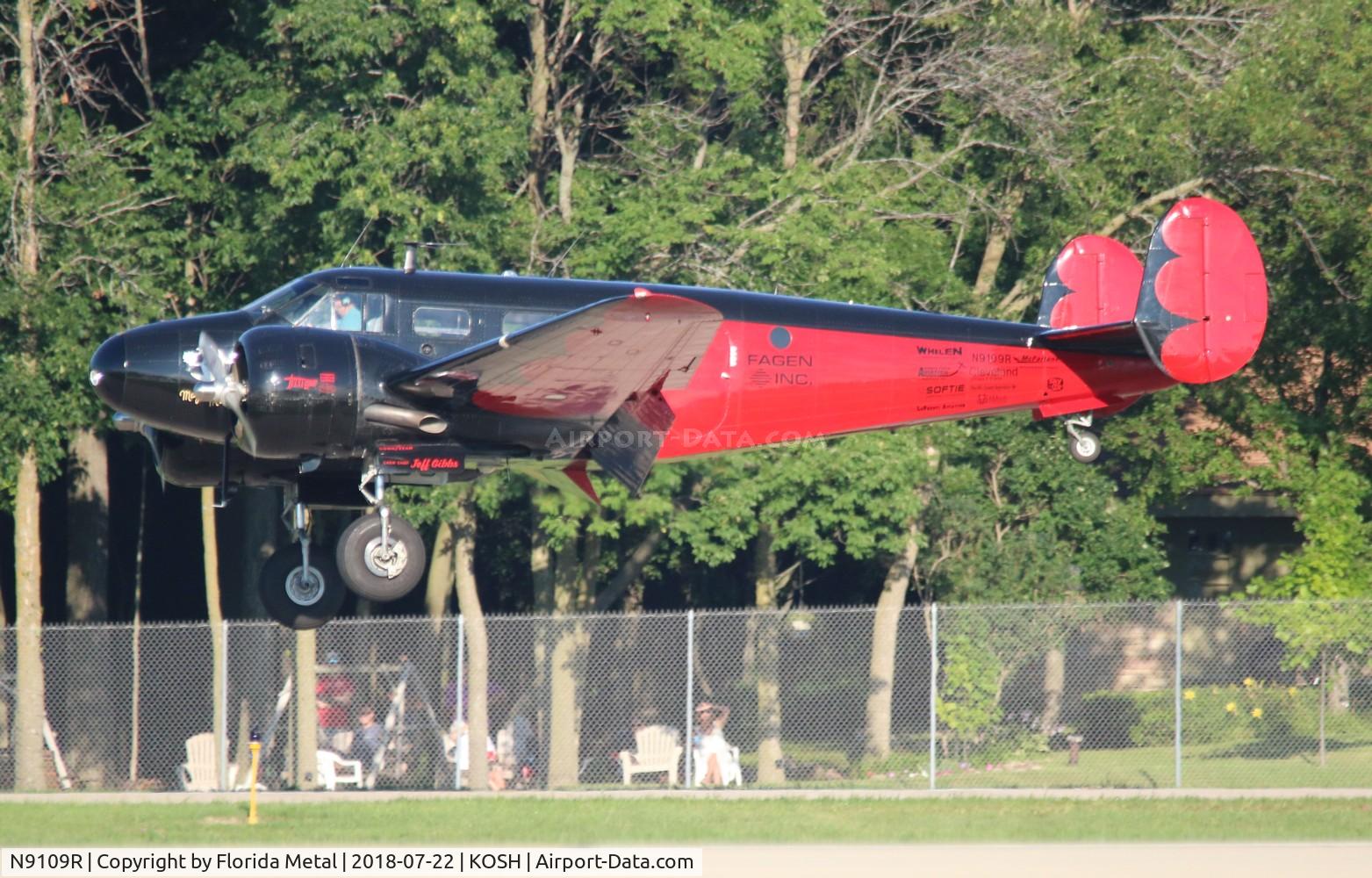 N9109R, 1943 Beech C18S (AT-7C) C/N 4383 (5676), Beech 18