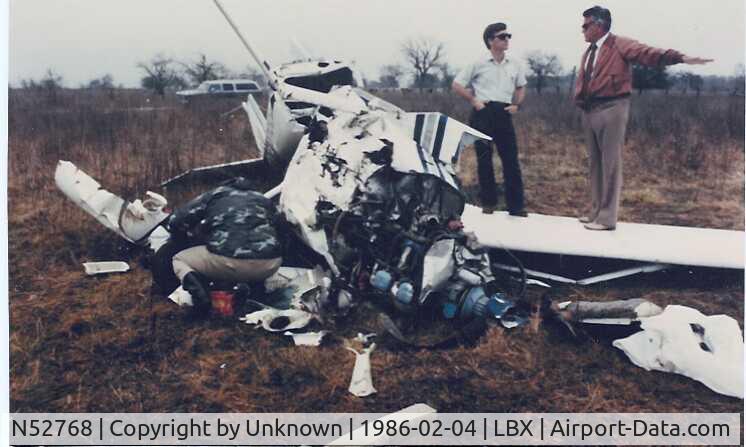 N52768, Cessna 172P C/N 17274604, Another view of the crashed plane