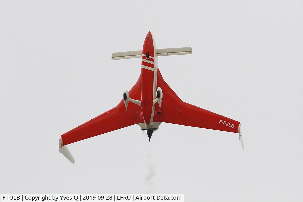 F-PJLB, Rutan Long-EZ C/N 1344, Rutan Long-EZ, On display, Morlaix-Ploujean airport (LFRU-MXN) air show 2019
