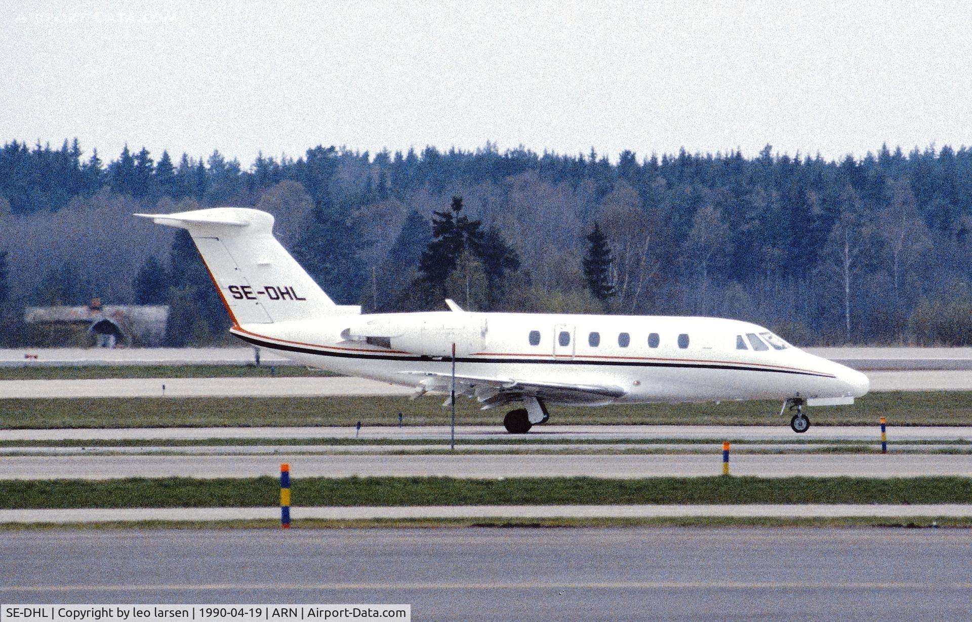 SE-DHL, 1984 Cessna 650 Citation III C/N 650-0030, Stockholm Arlanda 19.4.1990