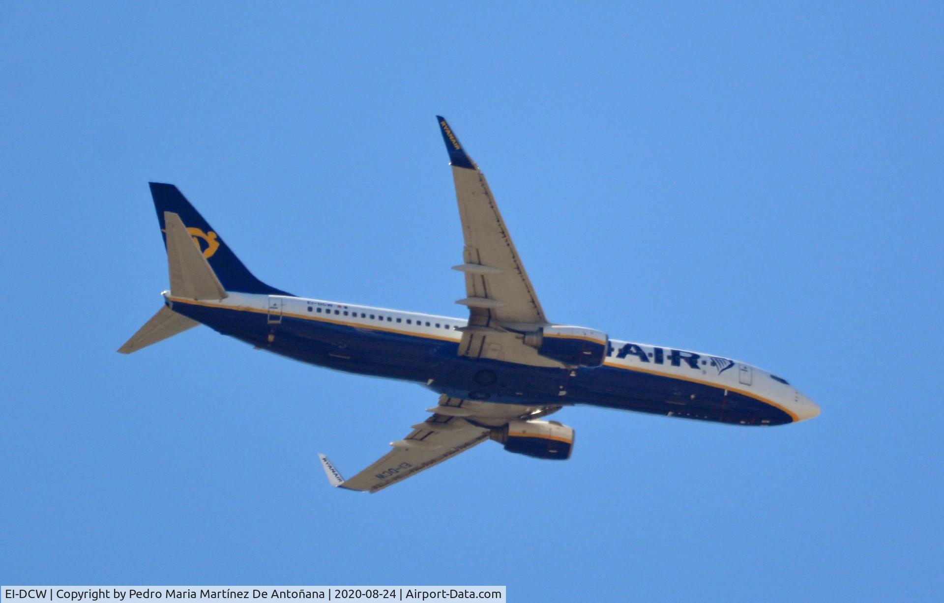 EI-DCW, 2004 Boeing 737-8AS C/N 33568, Ventas de Armentia - Condado de Treviño - España