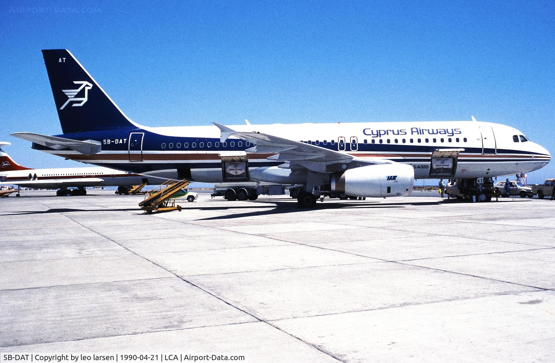 5B-DAT, 1988 Airbus A320-231 C/N 028, Larnaca 21.4.1990