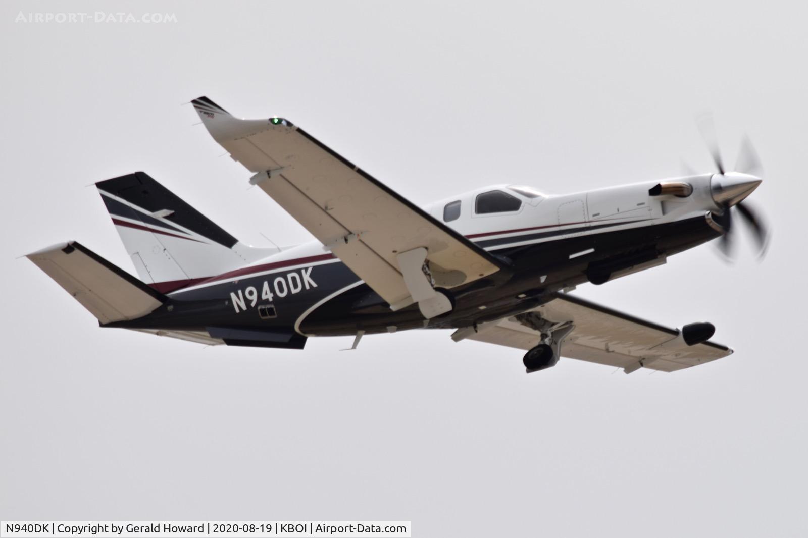 N940DK, 2019 Daher TBM-700 C/N 1312, Departing BOI.