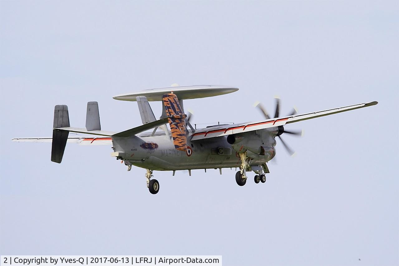 2, Grumman E-2C Hawkeye 2000 (G-123) C/N FR-2, Grumman E-2C Hawkeye, On final rwy 08, Landivisiau Naval Air Base (LFRJ) Tiger Meet 2017